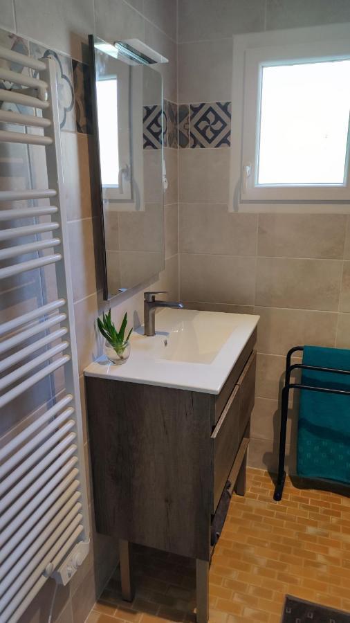 Maison A 8 Min A Pied De La Plage Avec Jardin Clos Et Ombrage Saint-Georges-d'Oleron Luaran gambar