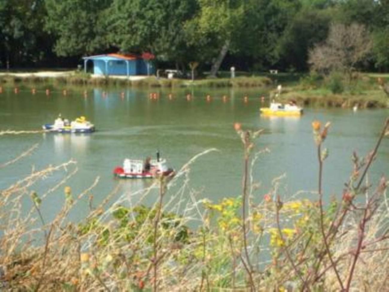 Maison A 8 Min A Pied De La Plage Avec Jardin Clos Et Ombrage Saint-Georges-d'Oleron Luaran gambar